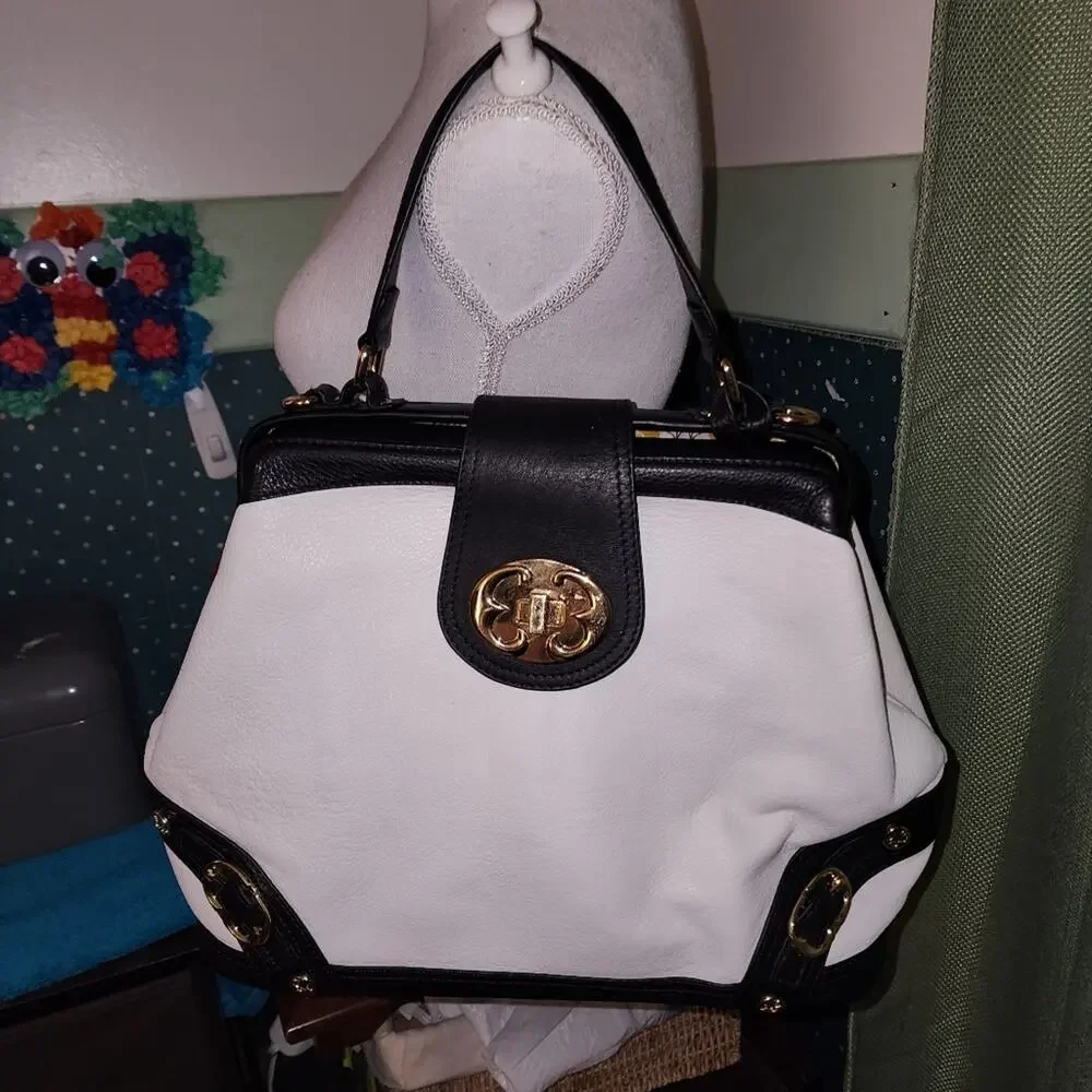 EMMA FOX EUC LRG FRAMED SATCHEL BAG